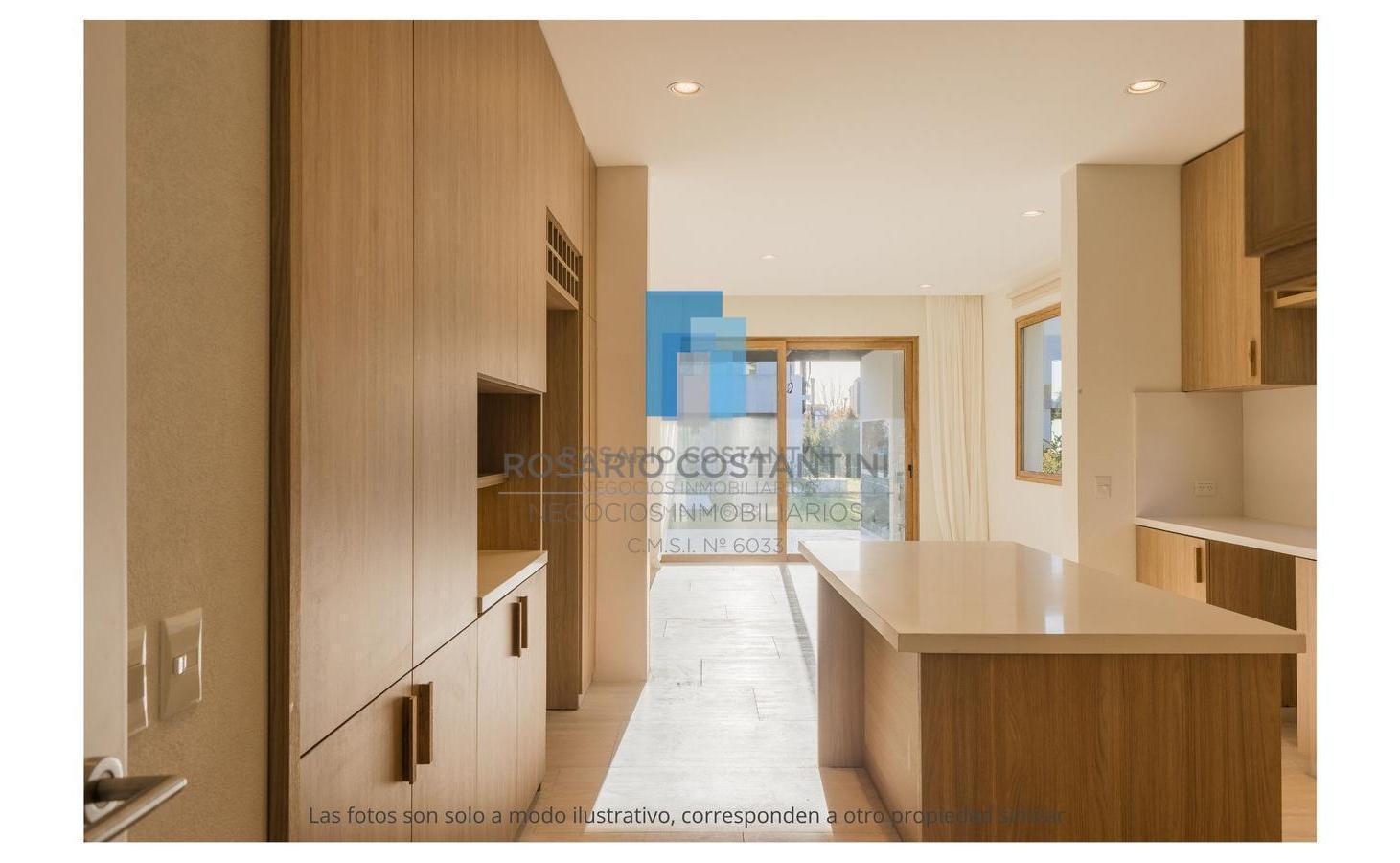 Foto de Casa en venta en Carpinchos, Nordelta, imagen 1