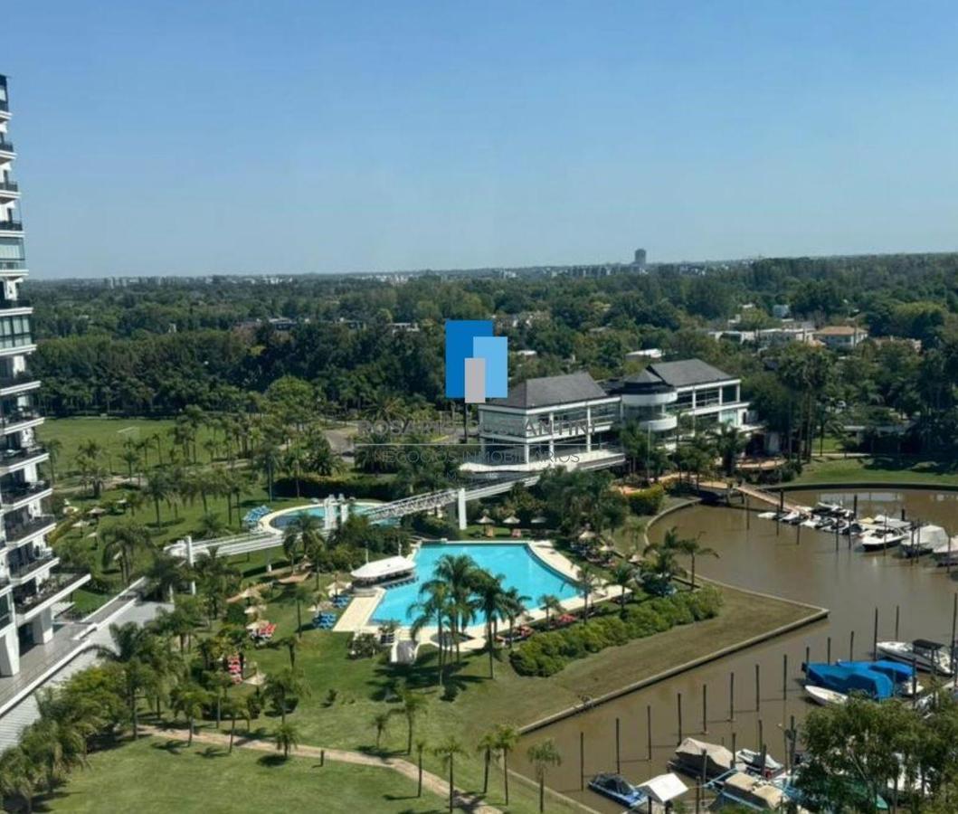 Excelente departamento en venta en Marinas Golf - Vista a la bahia - Torre IV