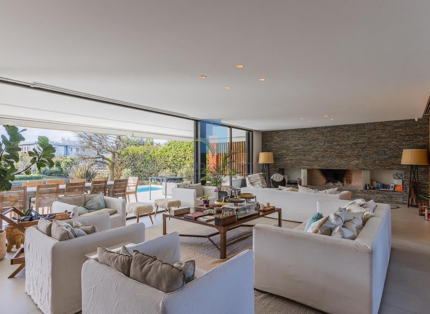 Foto de Casa en venta en Albanueva, imagen 2