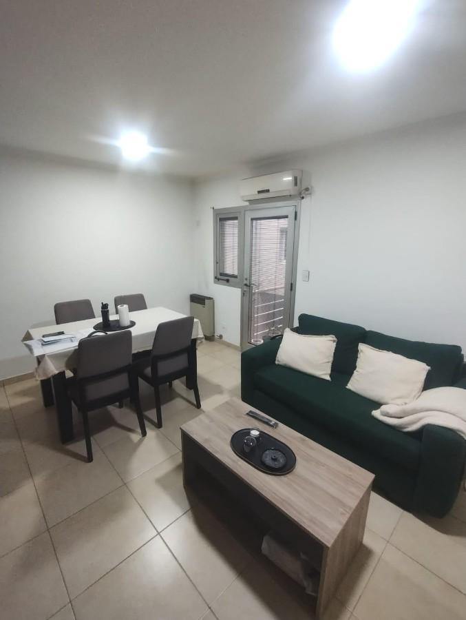 Foto de DEPARTAMENTO DE DOS AMBIENTES EN VILLA LUGANO, imagen 1