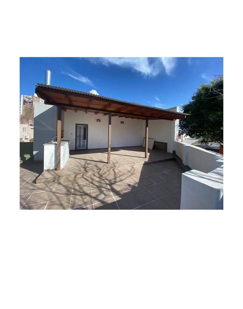 Casa en Arroyito- VENTA- DEL VALLE IBERLUCEA 700- 2