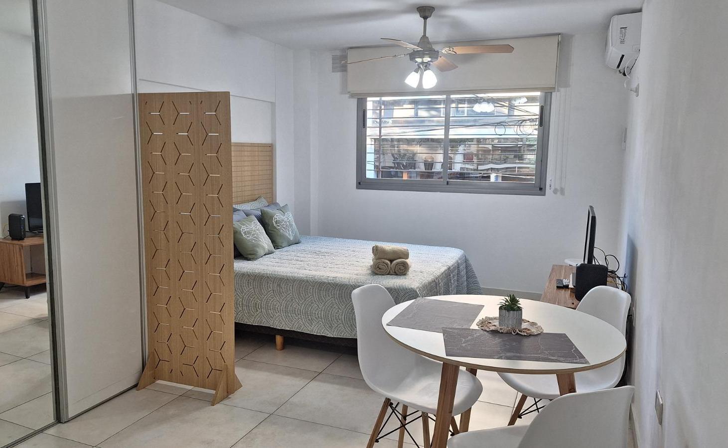 Foto de Departamento en Rosario-ALQUILER-MONOAMBIENTE-PELLEGRINI 300-, imagen 4