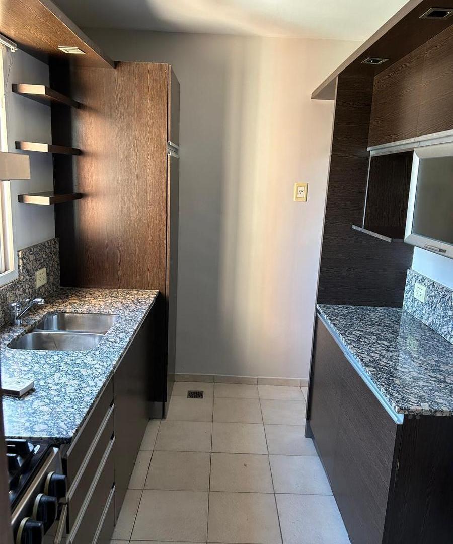 Foto de Departamento en Rosario- alquiler- un dormitorio- España 1400 07-, imagen 4