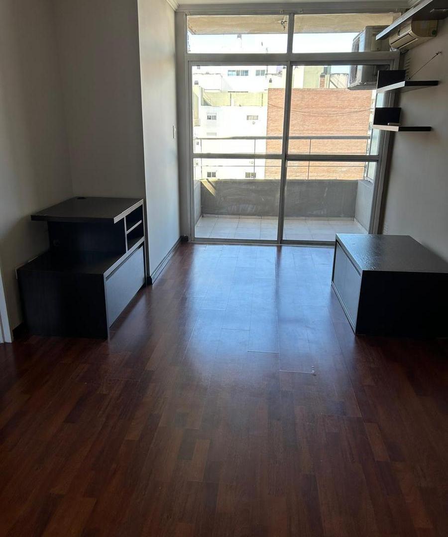 Foto de Departamento en Rosario- alquiler- un dormitorio- España 1400 07-, imagen 3