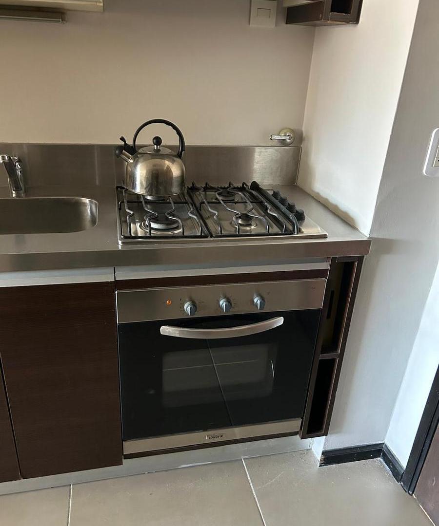 Foto de Departamento en Rosario-Pellegrini 300- Alquiler- Ambiente unico-, imagen 3