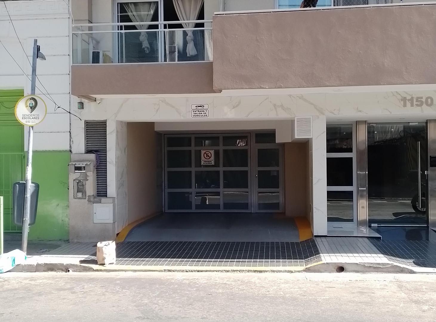 Cocheras en venta y en alquiler Carlos Calvo 1150 a mts de Av 9 de Julio