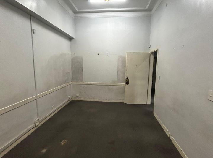 Foto de Oficina comercial San Nicolas 85m2 frente 25 de mayo al 100, imagen 5