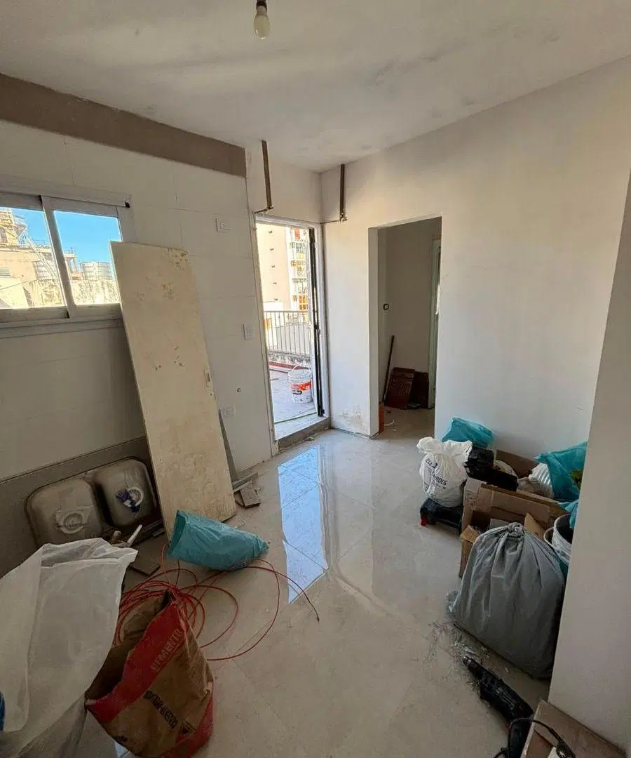 Venta Almagro 3 Ambientes Con Dependencia Balcón y Patio 94m2 Totales Baño y Toilette Apto Crédito. 1