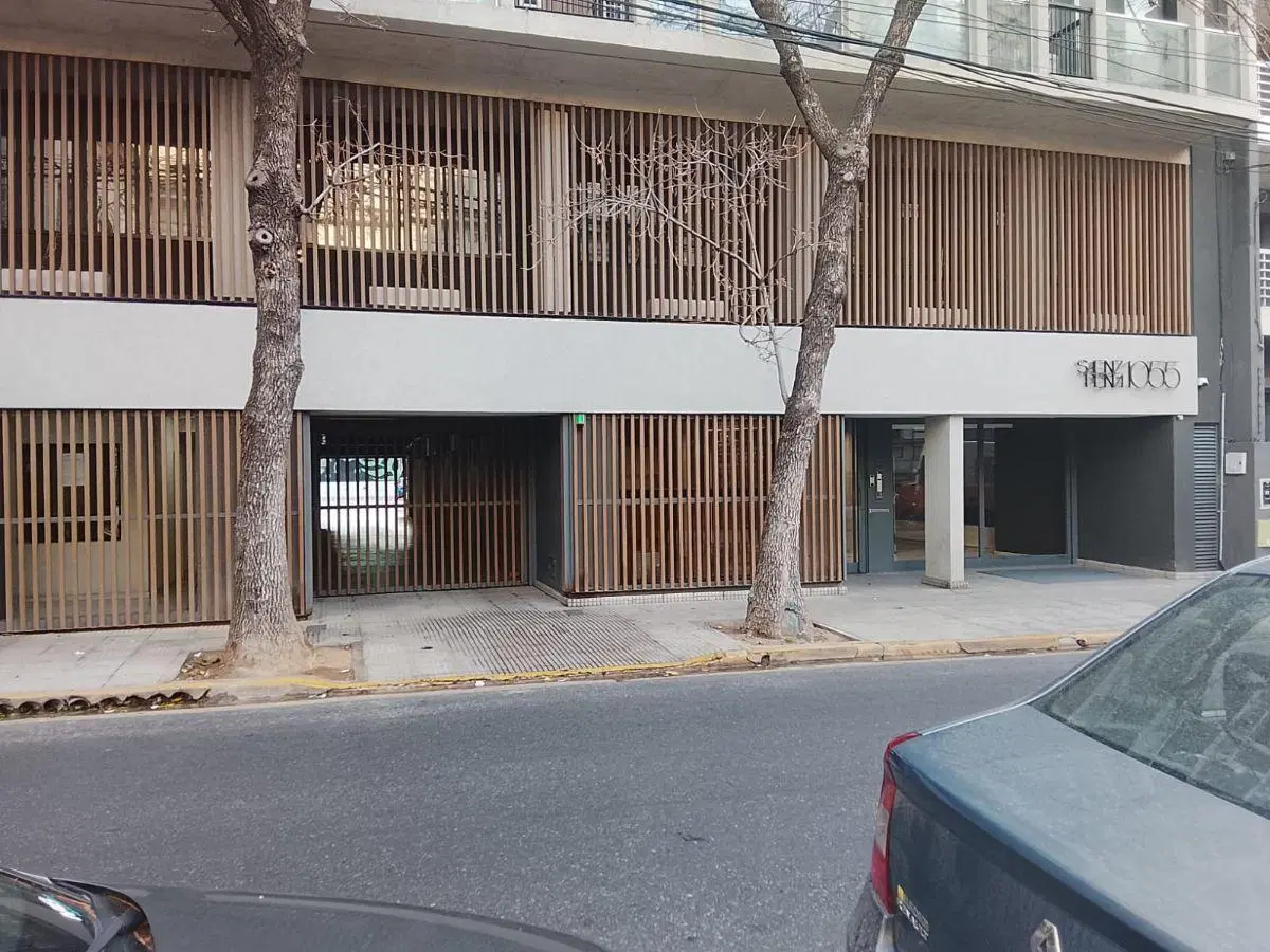 Alquiler Cochera Fija Barrio Constitución Descubierta Super Cómoda 4