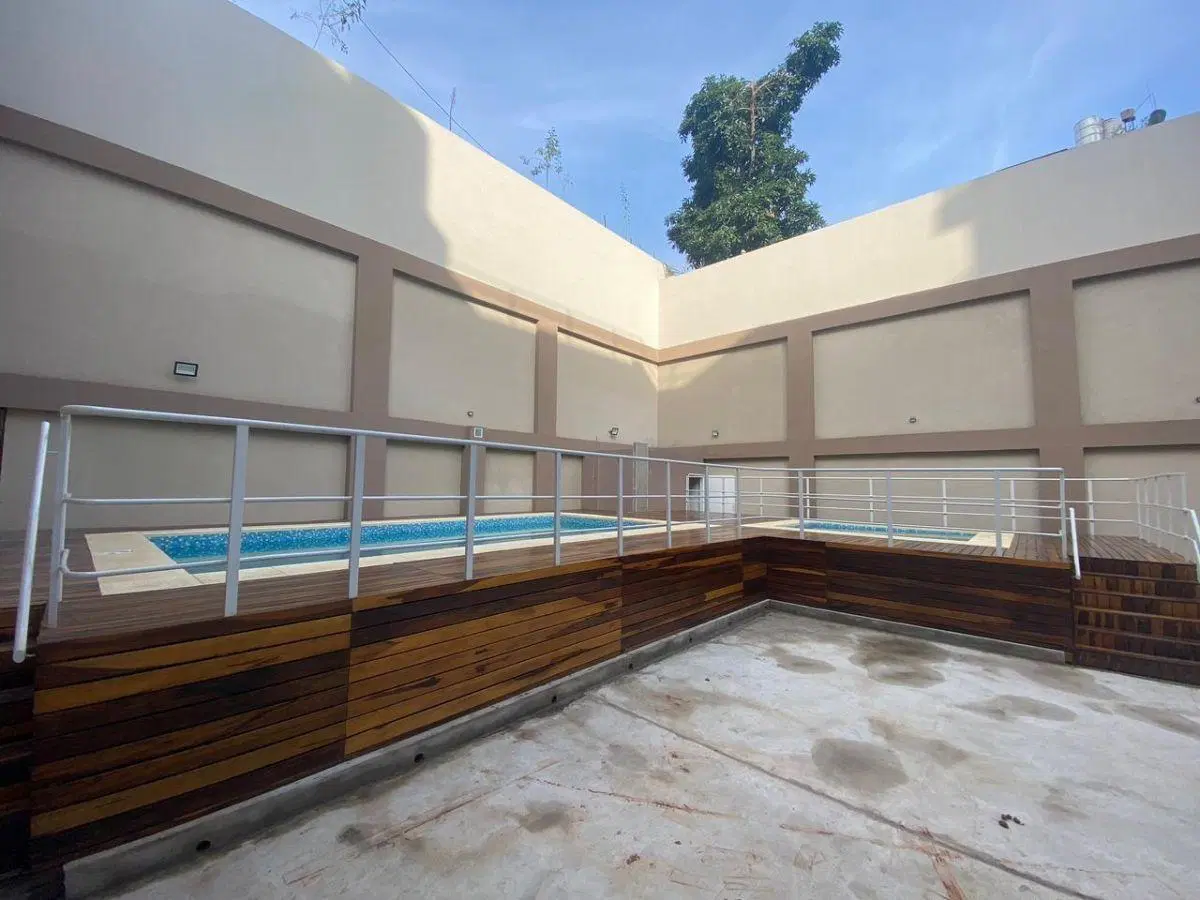 Monserrat
Monoambiente c/patio. 42m totales. Edificio con S.U.M, PISCINA, GYM y 2 Parrill 4