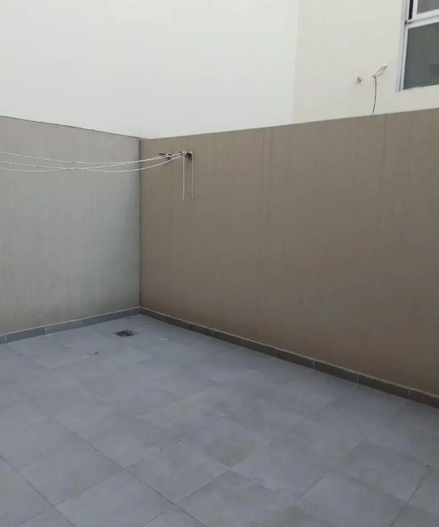 Monserrat
Monoambiente c/patio. 42m totales. Edificio con S.U.M, PISCINA, GYM y 2 Parrill 8