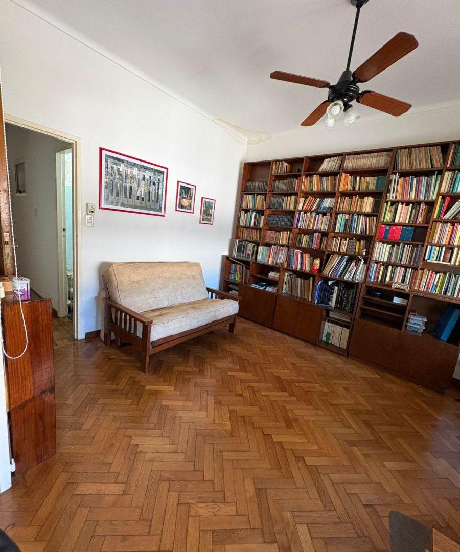 Foto de Balvanera Excelente pisito 3 ambientes con dependencias, imagen 2