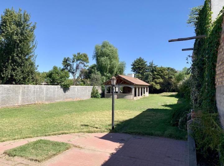 Casa con lote excepcional en zona urbana – Proyección para desarrollos inmobiliarios 3
