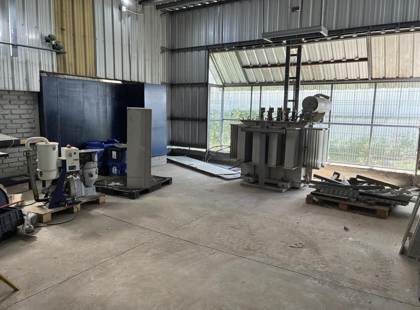 Foto de Galpón industrial en venta PIMEN, Las Heras | 1.878 m² cubiertos | Parque Industrial Eje Norte, imagen 2
