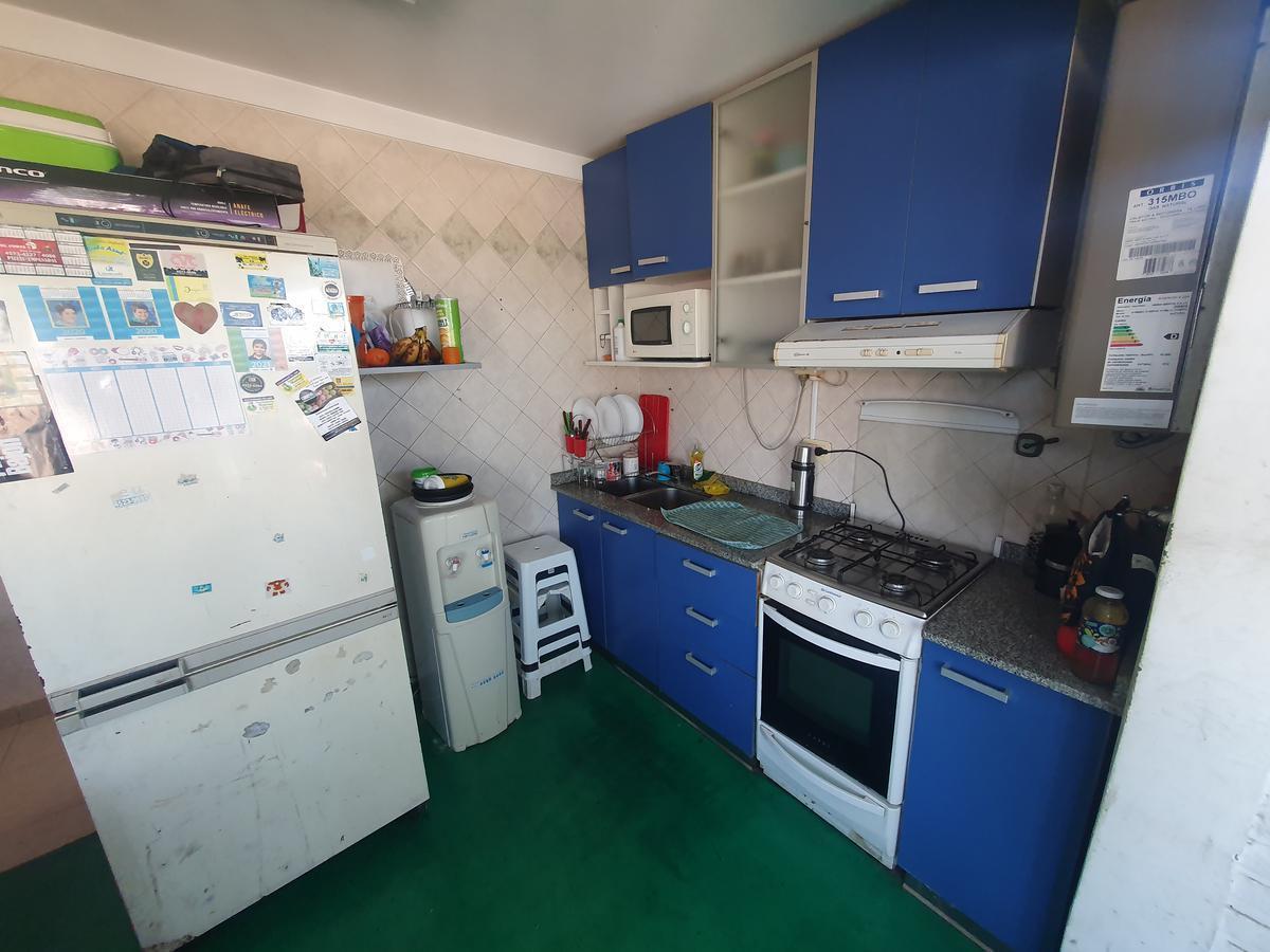 Foto de VENTA 3 AMBIENTES EN DUPLEX CON BALCON ATERRAZADO Y PARRILLA - VILLA, imagen 3