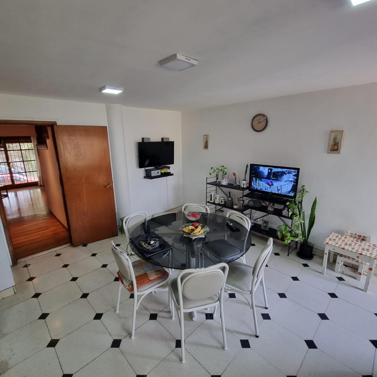 Hermosa Casa 5 Ambientes, Cochera, Jardin, Parrilla, Playroom - Villa Devoto 3