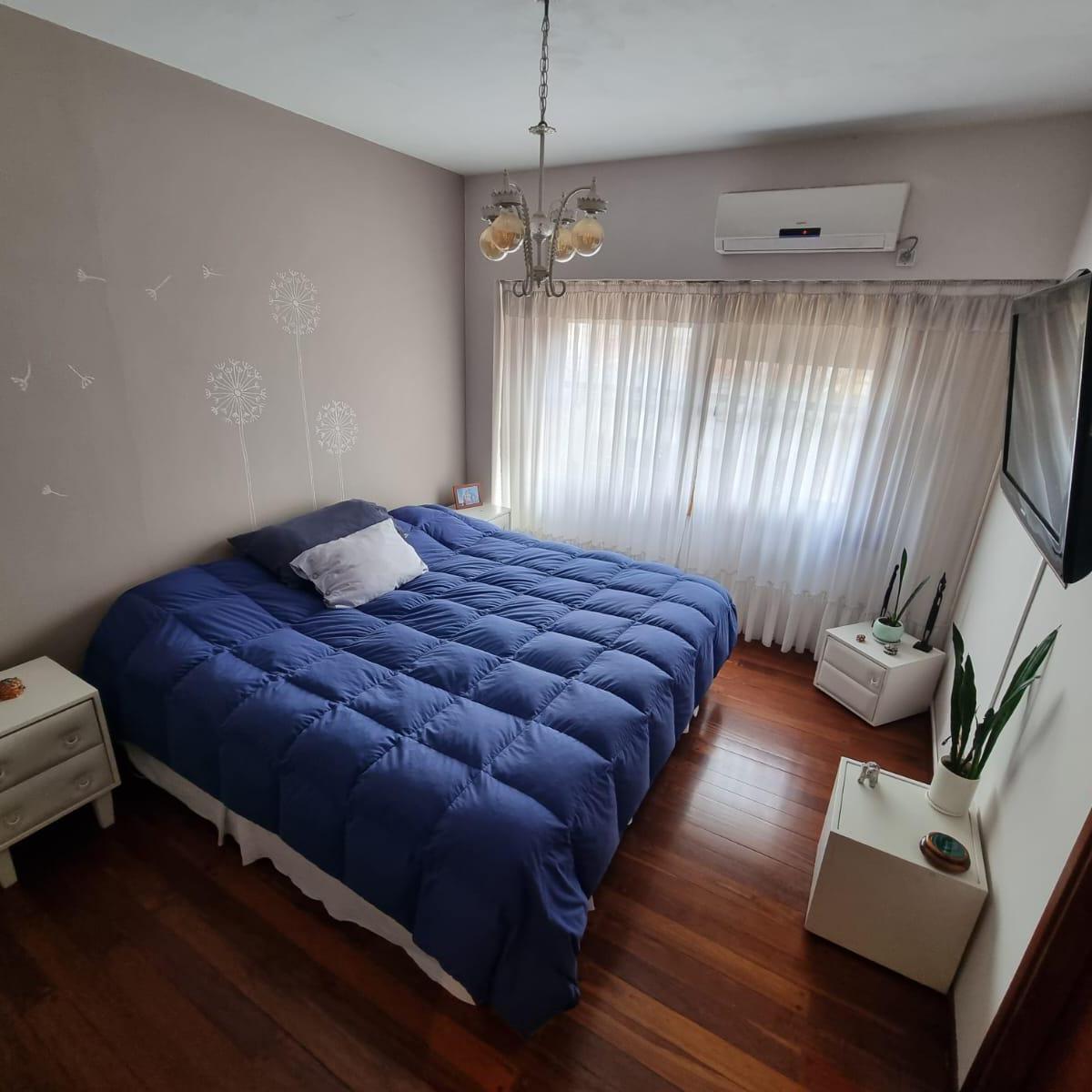 Hermosa Casa 5 Ambientes, Cochera, Jardin, Parrilla, Playroom - Villa Devoto 1