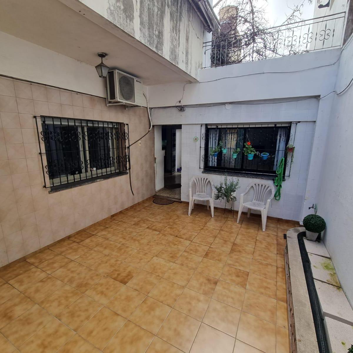 Casa 4 Ambientes con Garage, Patio, Terraza y Parrilla - Villa Pueyrredon 2