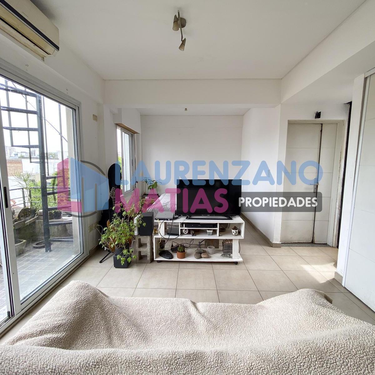 Monoambiente con Balcon y Terraza Propia - Villa Pueyrredón 4