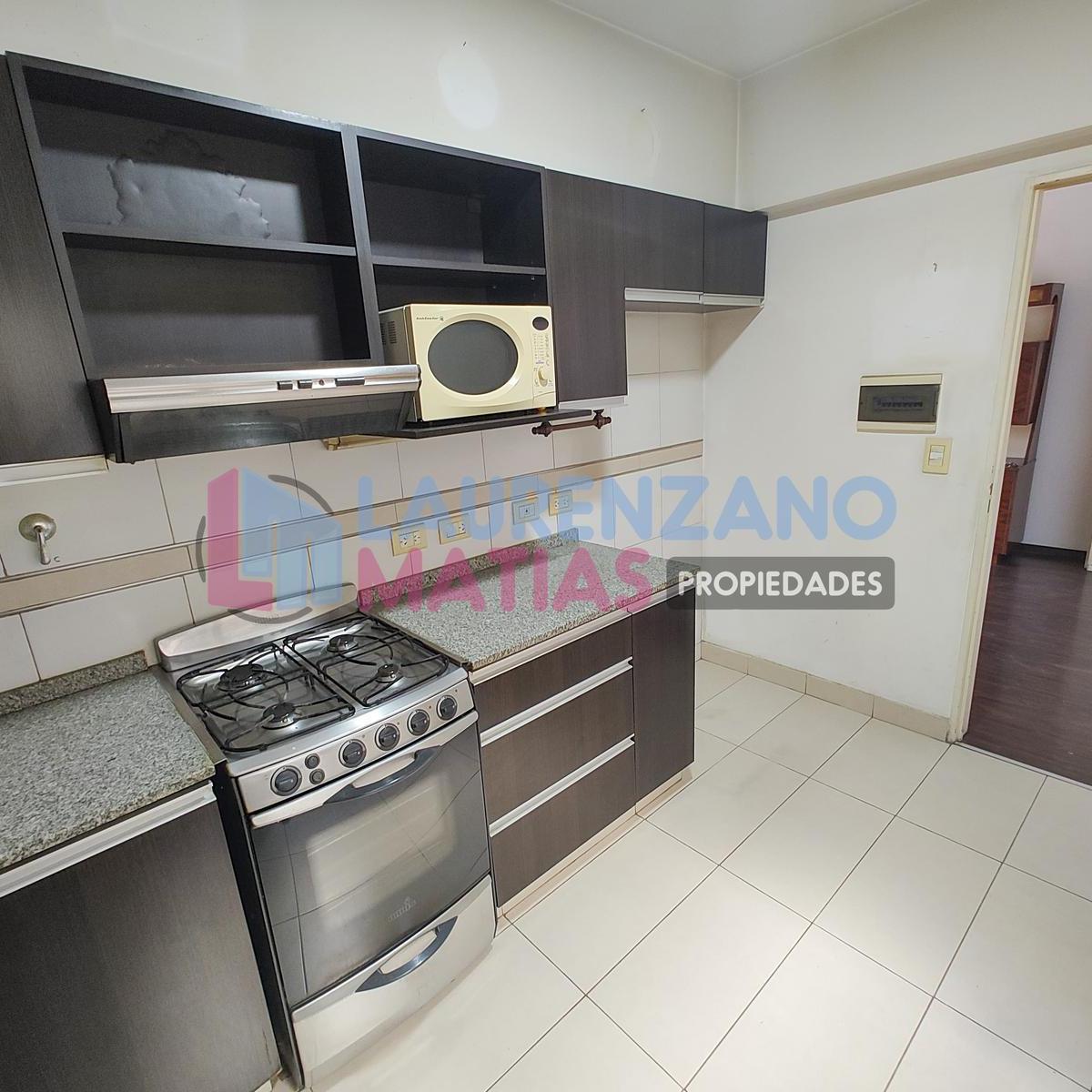 ¡Vendido! Departamento 3 Amb. con Balcon y Cochera - Su 2
