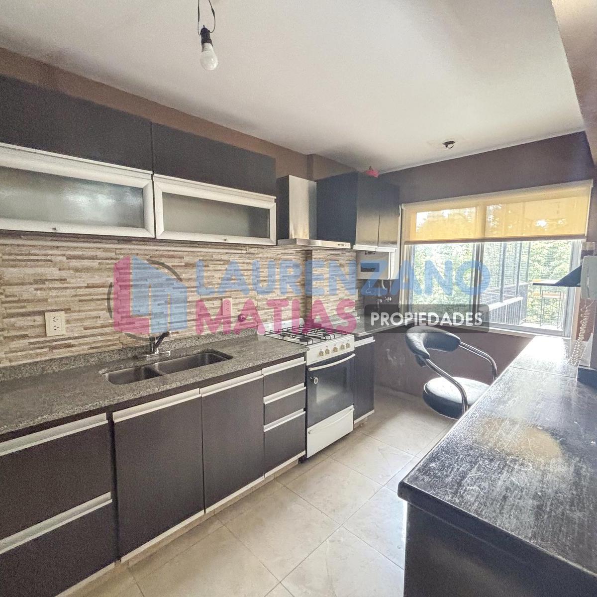 Venta 3 Ambientes con Balcón - Monte Castro 4