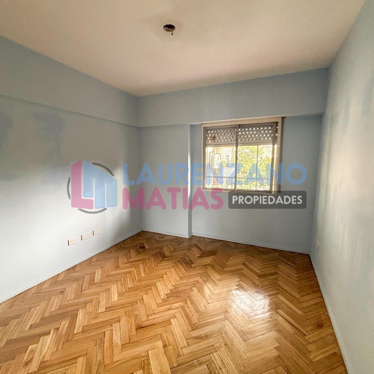 Venta 3 Ambientes con Balcón - Monte Castro 3