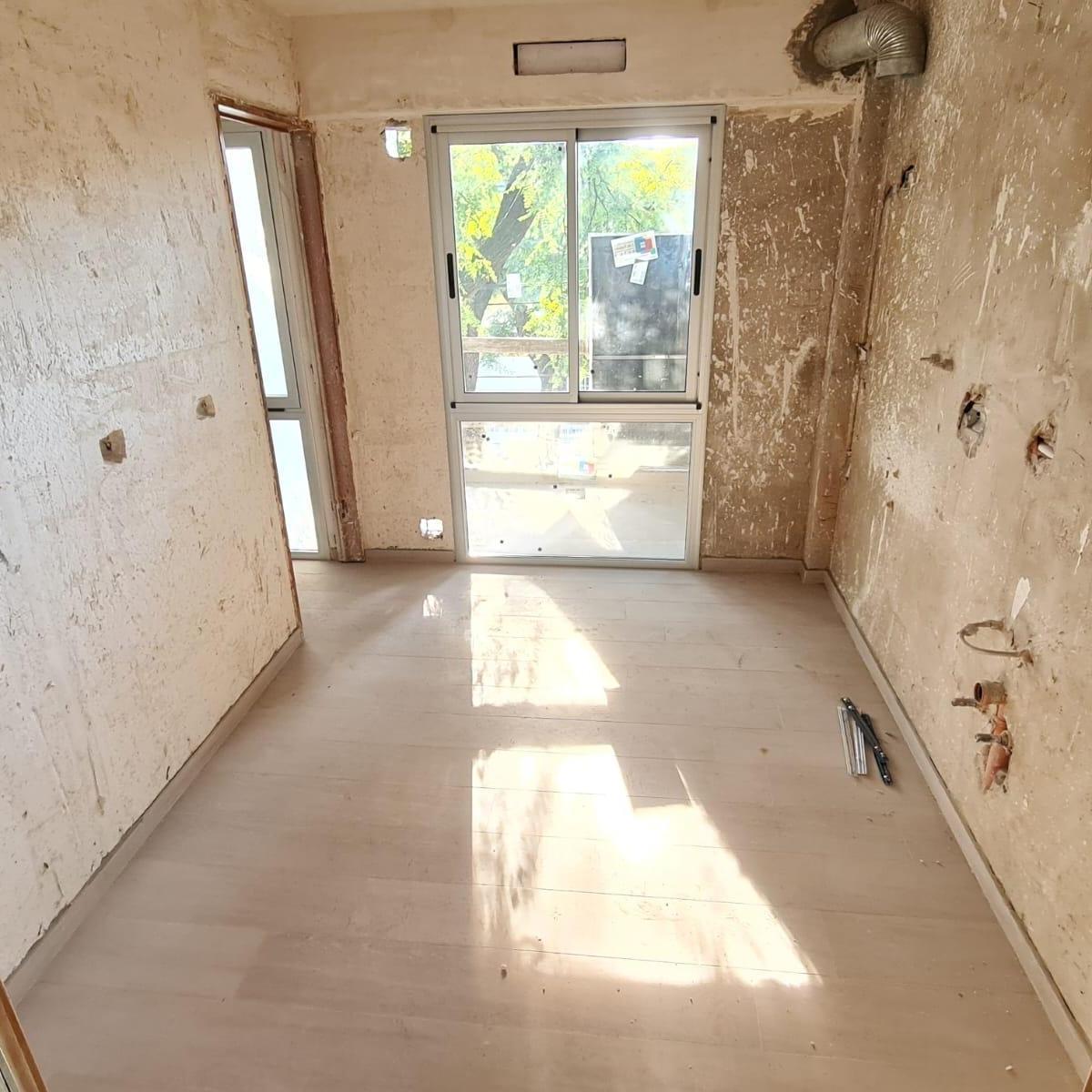 ¡Vendido! Piso de 4 Amb. C 2 Coch. Balcon y Tza ¡Ultima Unidad Disponible! - Villa Pueyrredon 4