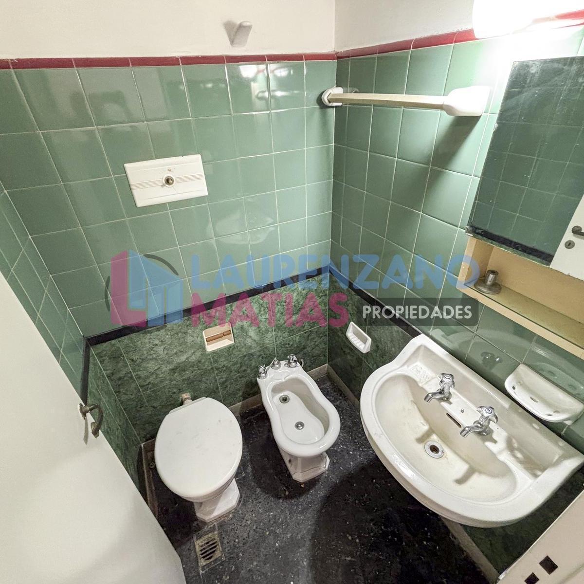 Departamento 3 Ambientes con Balcón y Entrada de Servicio en Villa Pueyrredón 1
