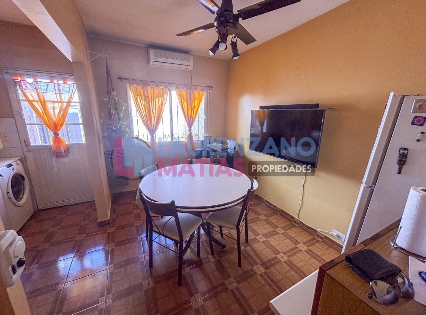 Foto de DUPLEX 4 AMBIENTES CON PATIO, COCHERA Y PLAYROOM - FLORES, imagen 5