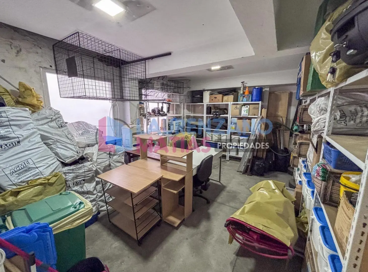 ALQUILER / VENTA - DEPOSITO DE 475 M² CON OFICINAS Y TERRAZA - SOBRE LOTE PROPIO - PATERNAL 1