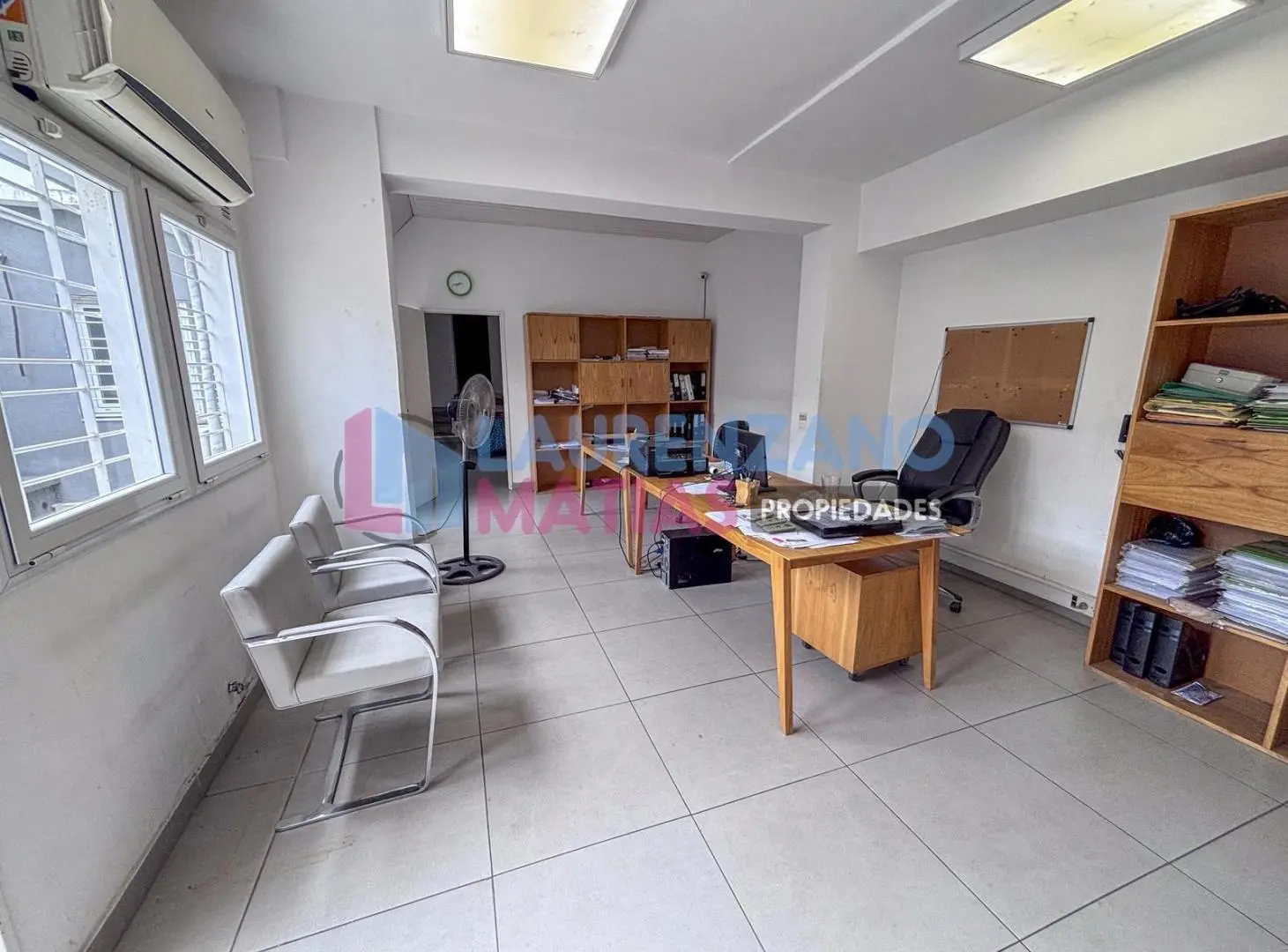 ALQUILER / VENTA - GALPON DE 475 M² CON OFICINAS Y TERRAZA - SOBRE LOTE PROPIO - PATERNAL 5