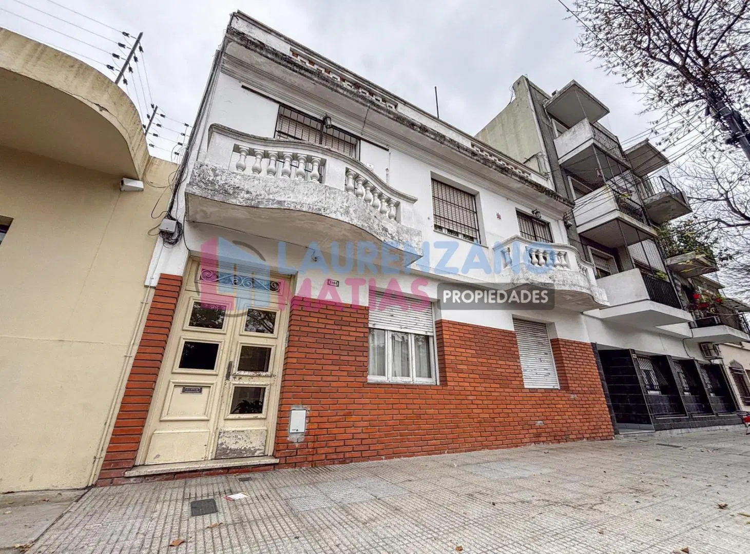 VENTA PH 3 AMBIENTES CON PATIO A RECICLAR EN VILLA PUEYRREDON 5