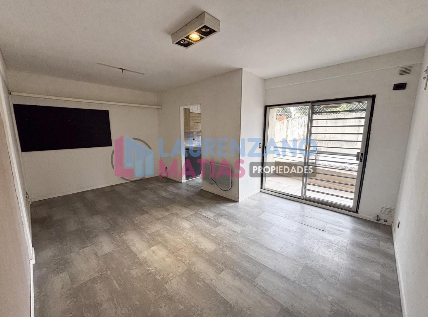 VENTA DEPARTAMENTO 2 AMBIENTES CON BALCON - VILLA PUEYRREDON