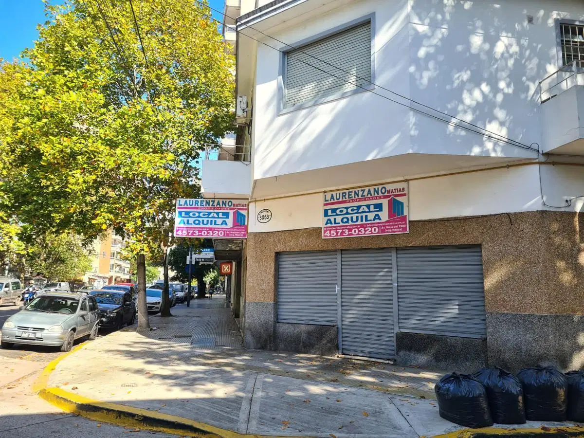 ALQUILER LOCAL 35M2 CON FRENTE A AVENIDA MOSCONI - VILLA PUEYRREDON 5