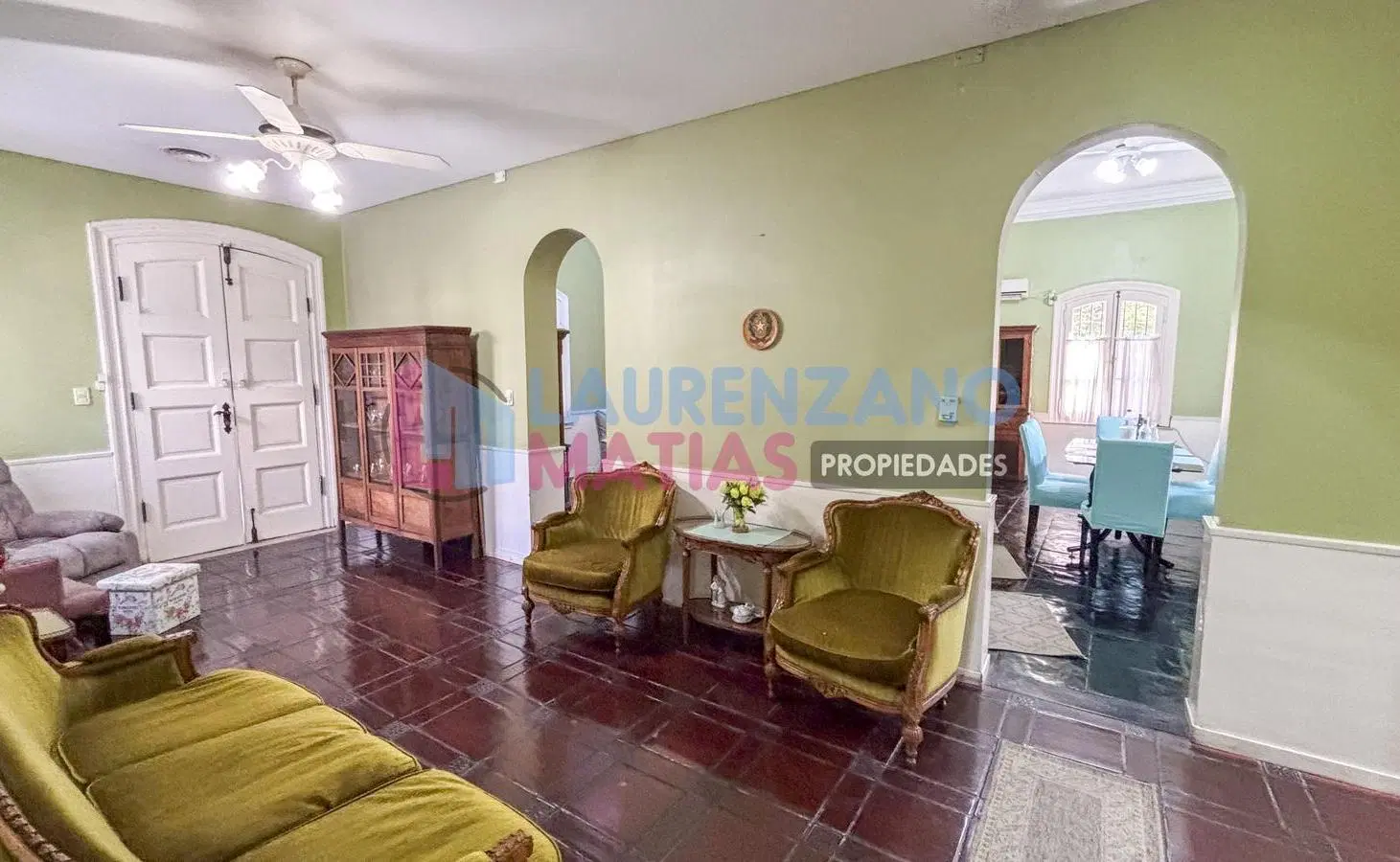 CASA ESTILO COLONIAL SOBRE LOTE PROPIO - VILLA DEVOTO 1