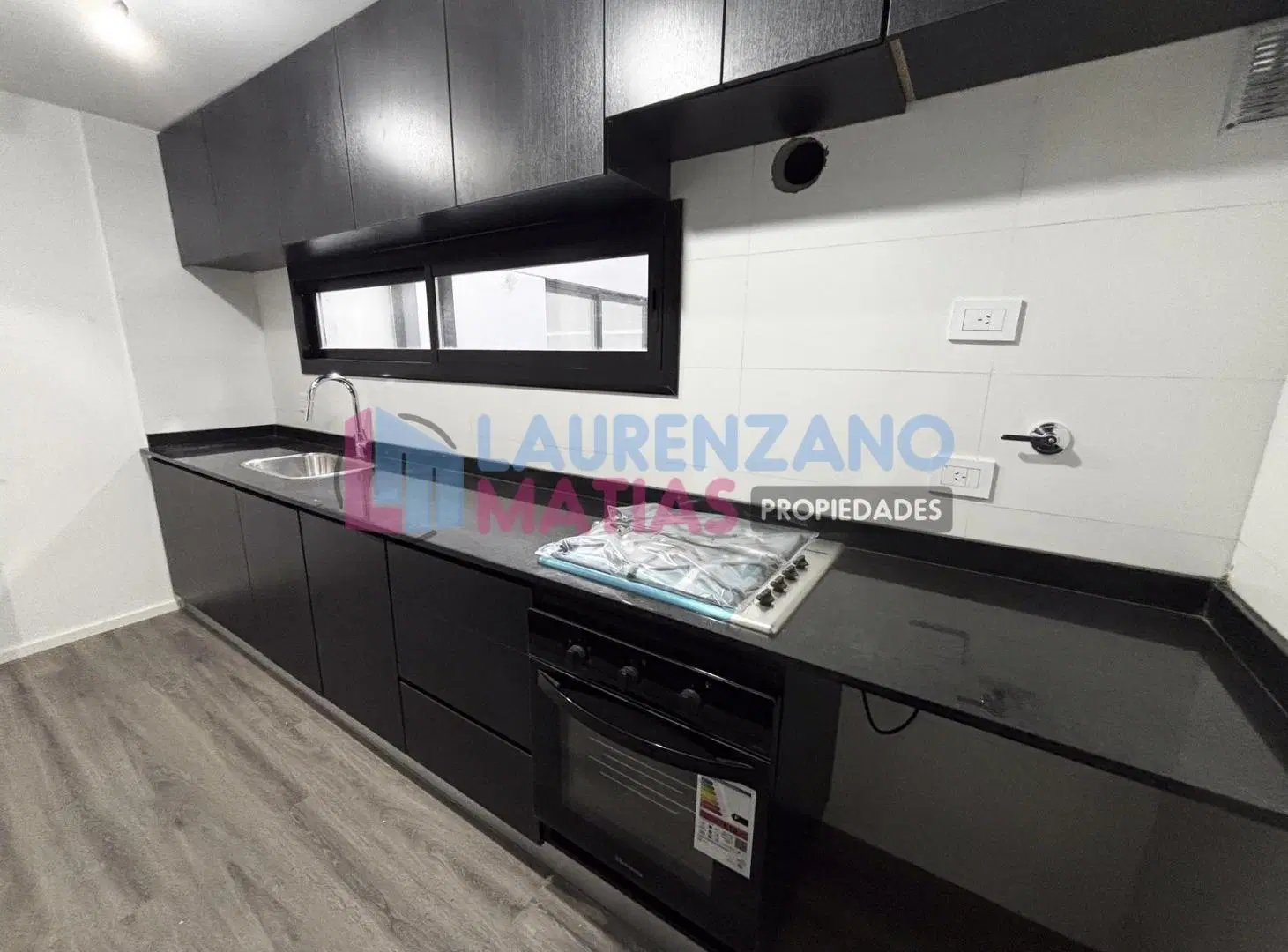 VENTA DEPARTAMENTO 4 AMBIENTES CON BALCÓN Y COCHERA VILLA DEVOTO 4