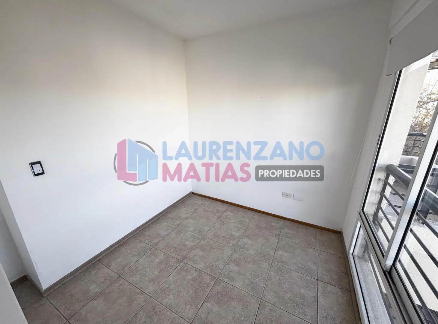ALQUILER – DEPARTAMENTO DE 1 AMBIENTE Y MEDIO CON BALCÓN EN VILLA PUEYRREDÓN 3