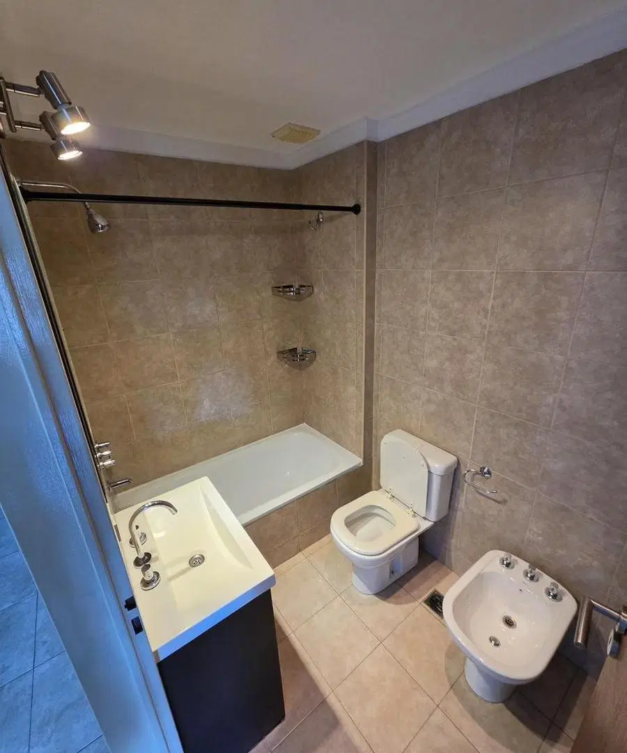 ALQUILER MONOAMBIENTE CON BALCON EN VILLA PUEYRREDON 5