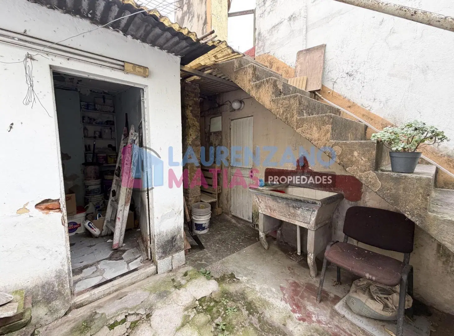 CASA SOBRE LOTE PROPIO DE 185,10 M2 EN PARQUE CHAS 8