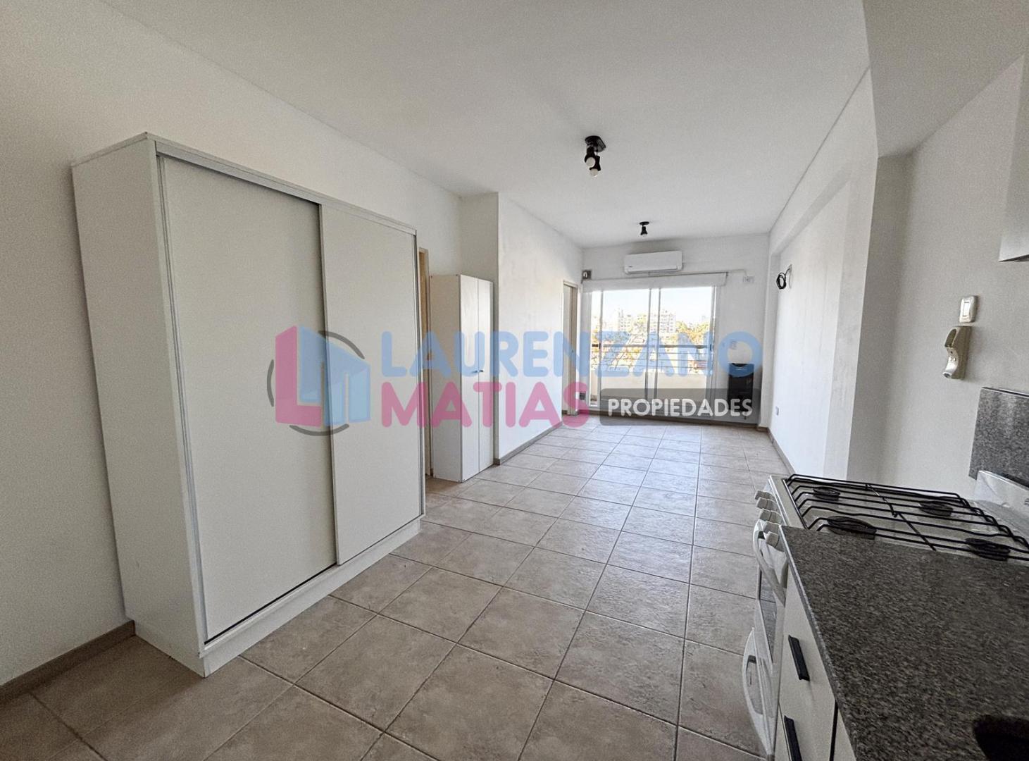 Foto de ALQUILER – DEPARTAMENTO DE 1 AMBIENTE Y MEDIO CON BALCÓN EN VILLA, imagen 5