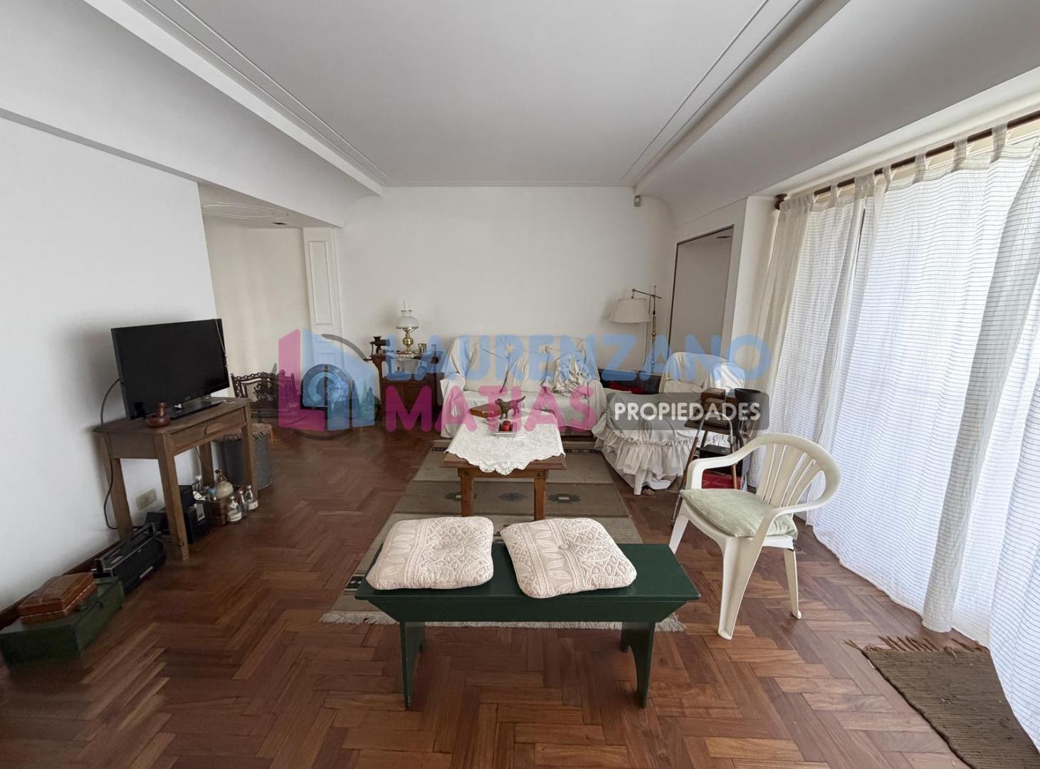 Foto de VENTA EXCELENTE CASA 5 AMBIENTES, COCHERA, JARDIN, PARRILLA - VILLA, imagen 1