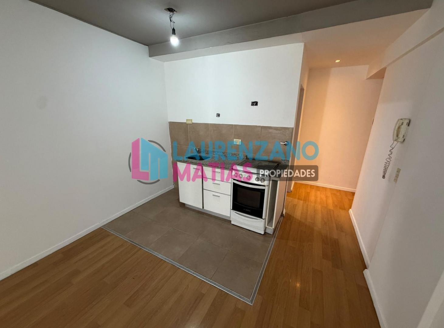 Foto de ALQUILER DEPARTAMENTO MONOAMBIENTE CON PATIO Y PARRILLA EN VILLA ORTUZAR, imagen 2