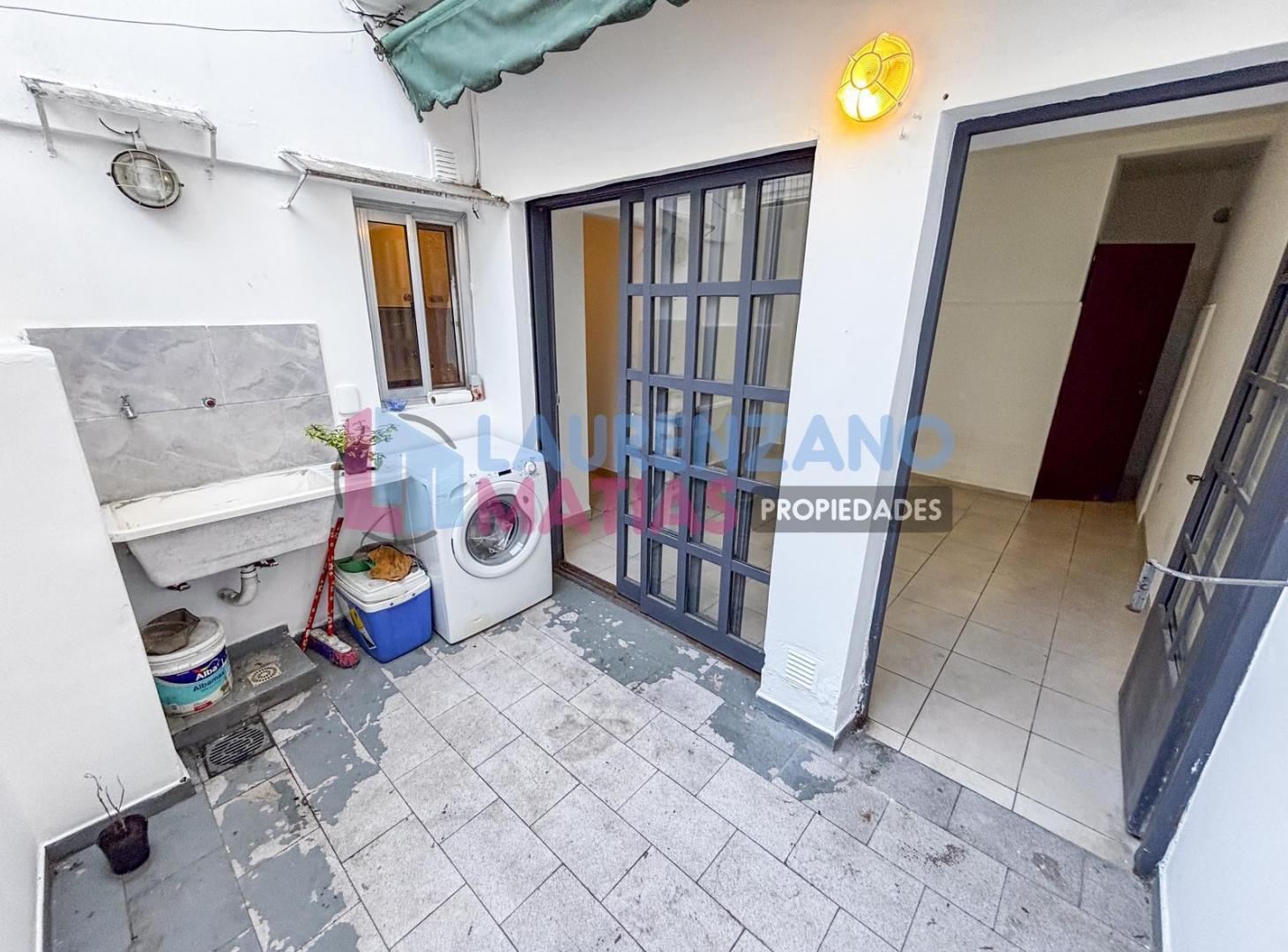 Foto de VENTA PH 2 AMBIENTES EN PARQUE CHAS, imagen 3