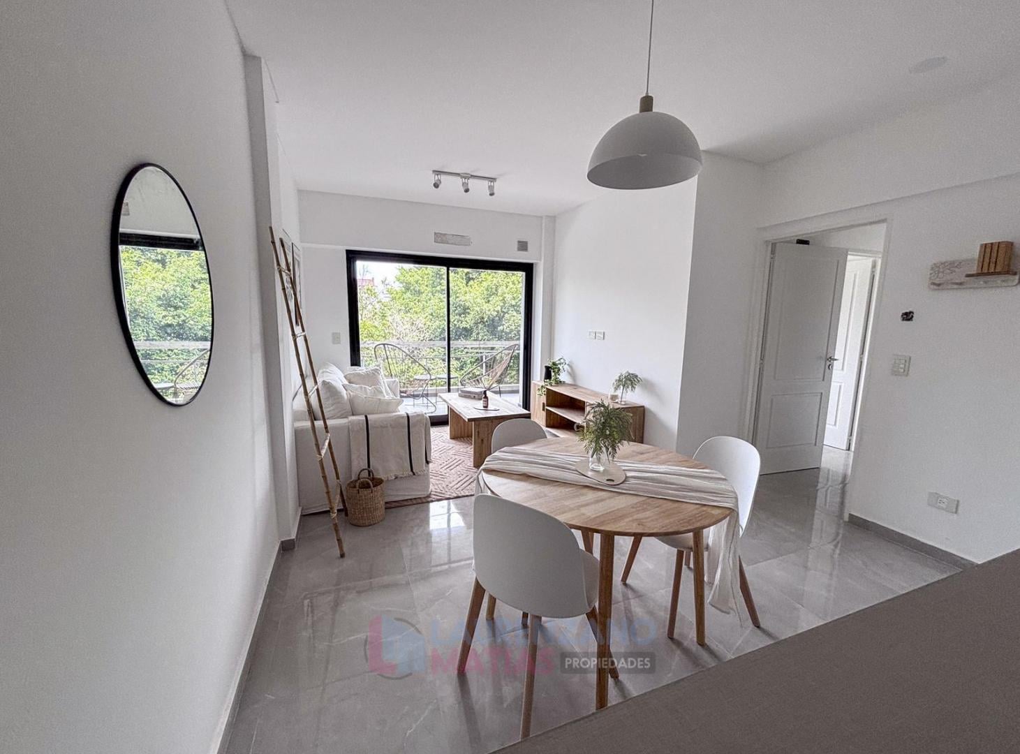 Foto de VENTA PISO UNICO 2 AMBIENTES CON BALCÓN ATERRAZADO, TERRAZA Y PARRILLA, imagen 3
