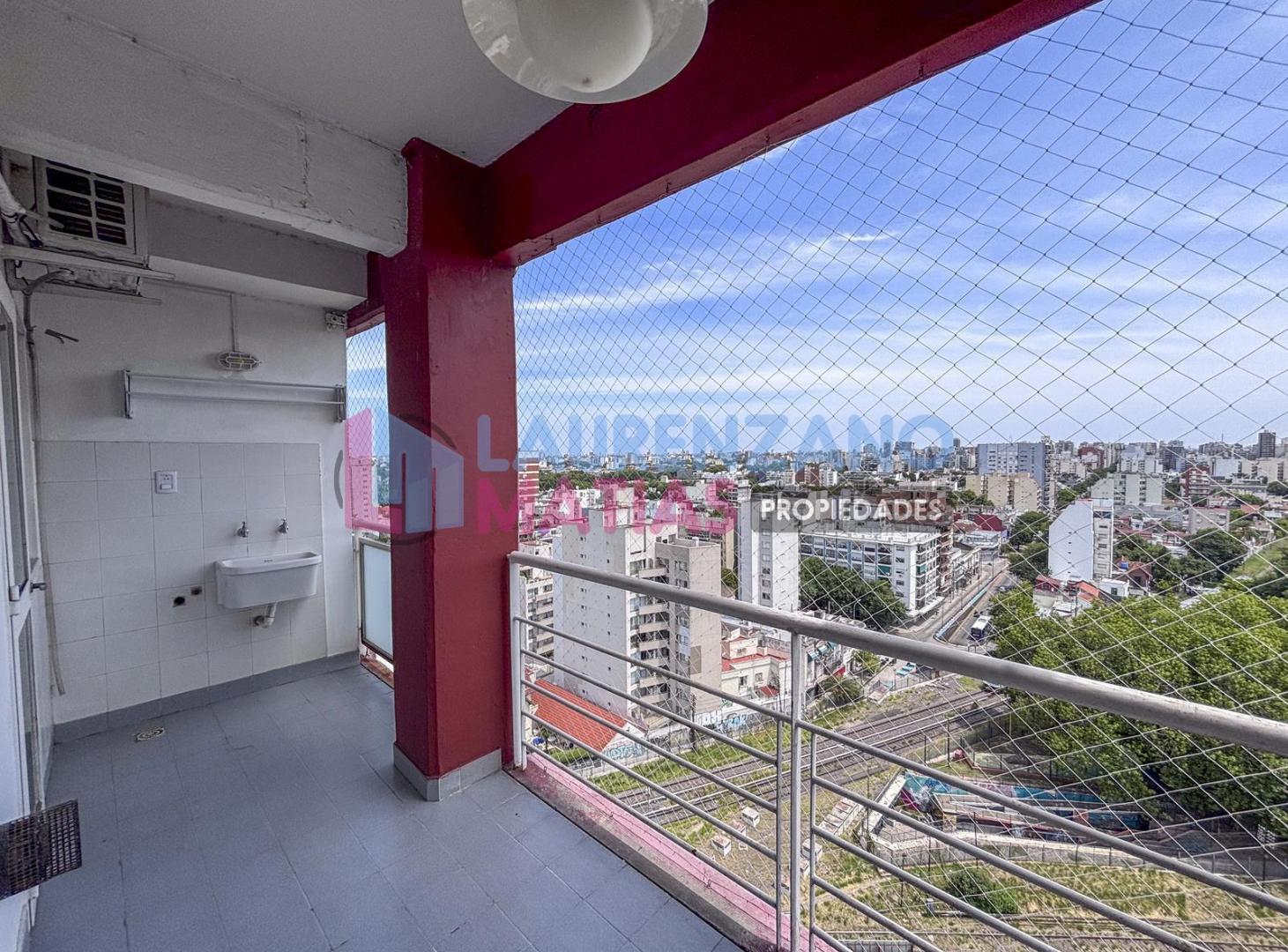 Foto de ALQUILER DEPARTAMENTO 2 AMBIENTES CON COCHERA CUBIERTA EN COGHLAN, imagen 5
