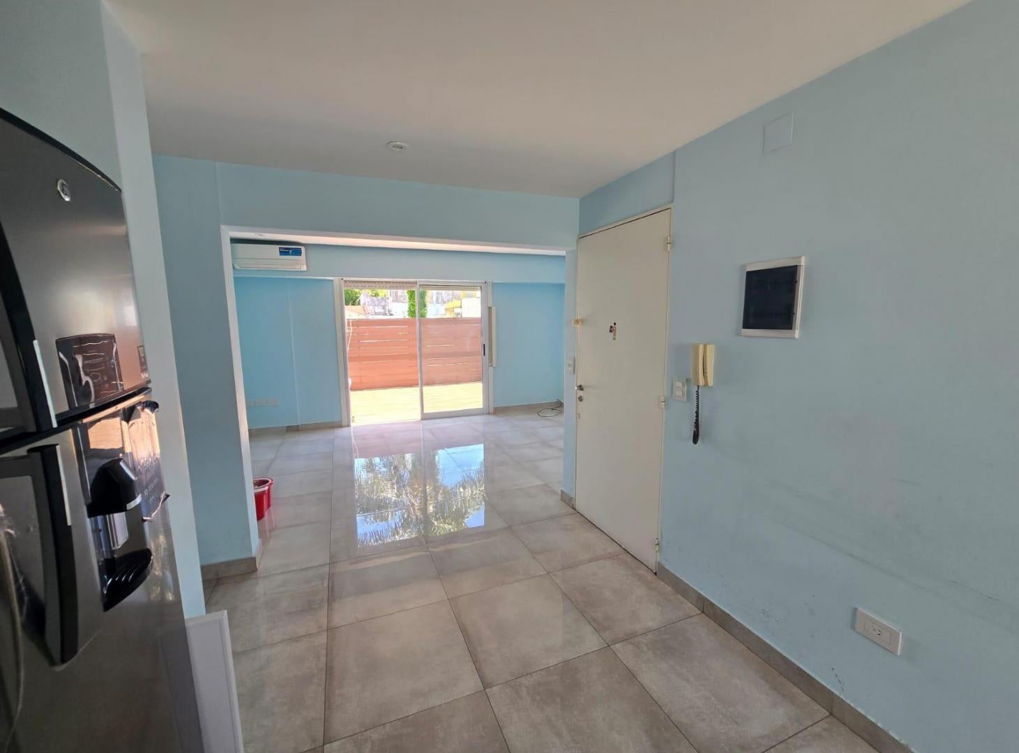 Foto de ALQUILER PH 3 AMBIENTES CON PATIO Y TERRAZA PROPIA - VILLA PUEYRREDON, imagen 2