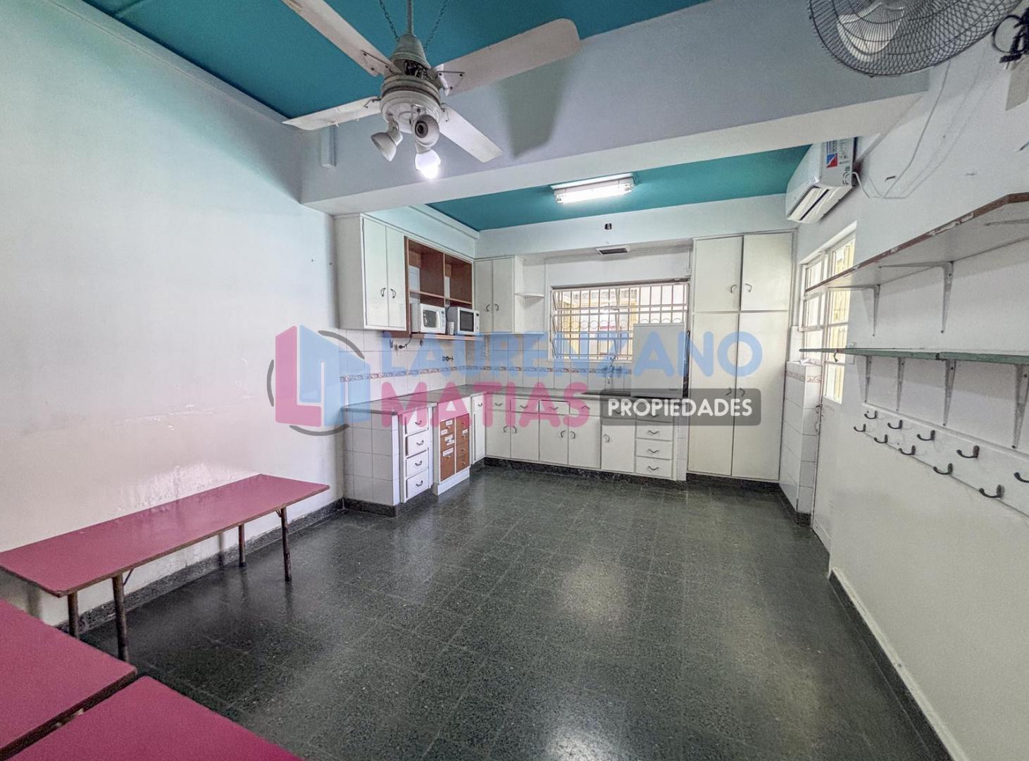 Foto de VENTA CASA CON GARAGE, PATIO Y TERRAZA EN MONTE CASTRO, imagen 3