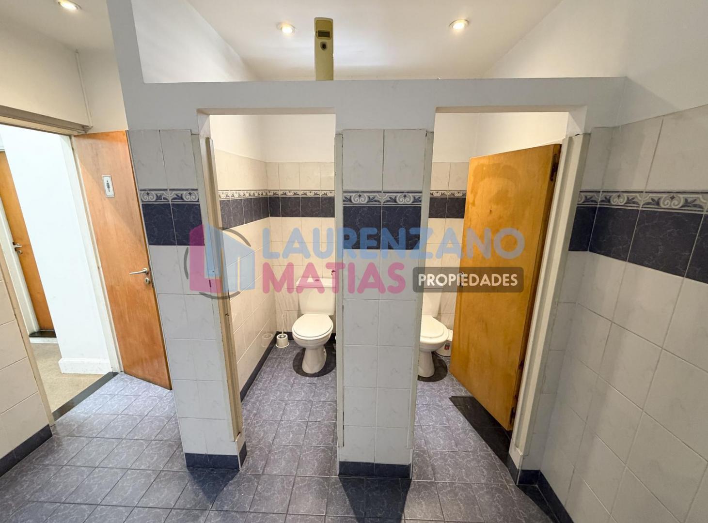 Foto de VENTA DE OFICINAS EN DOS PLANTAS CON AMPLIA TERRAZA, imagen 5