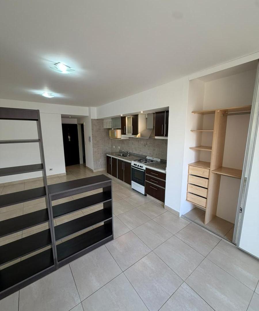 Foto de ALQUILER EXCELENTE MONOAMBIENTE CON BALCON EN VILLA PUEYRREDÓN., imagen 5