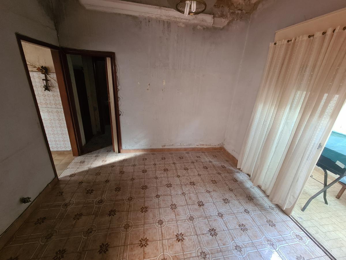 Foto de VENTA PH 3 AMBIENTES CON PATIO Y TERRAZA A RECICLAR - VILLA PUEYRREDON, imagen 2